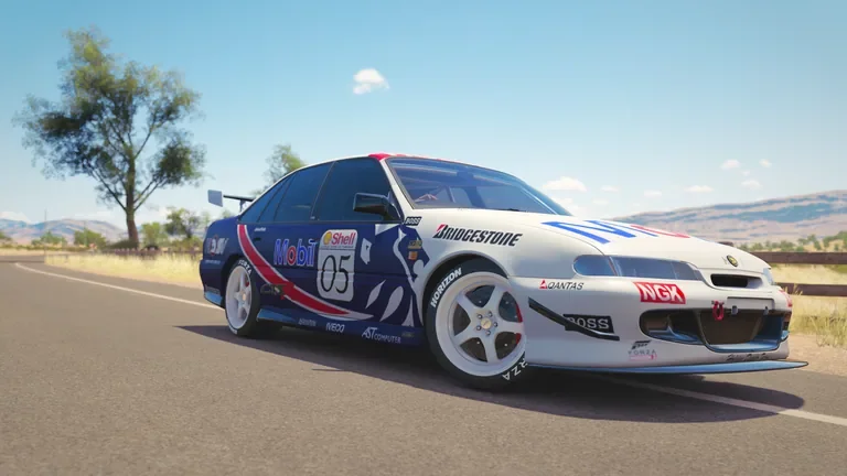 HSV GTS-R 1996 with Brock 1996 livery in Forza Horizon 3, captured 14 June 2019