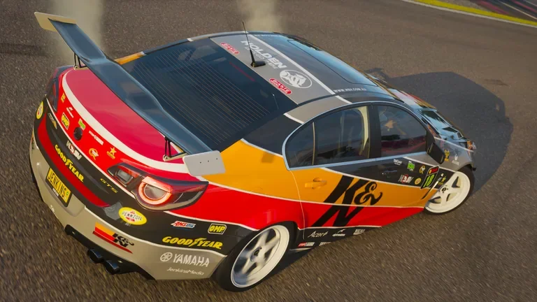 HSV GTS with K&N racing livery in Forza Horizon 4, captured 14 June 2019