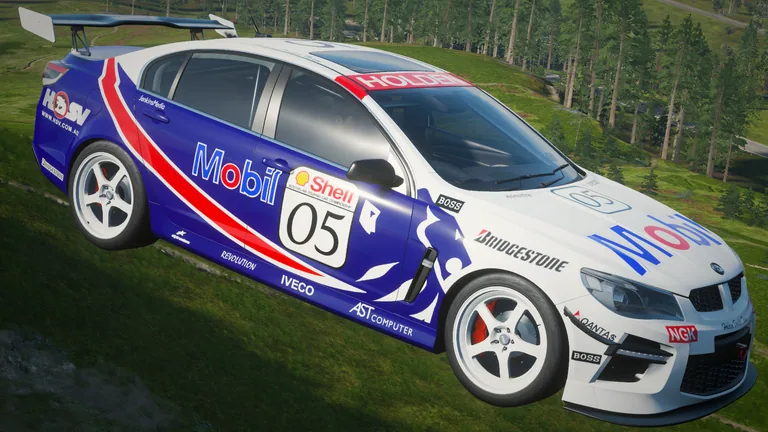 HSV GTS with Mobil Holden Racing Team Brock 1996 livery in Forza Horizon 4, captured 10 Jan 2019