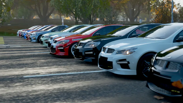 HSV GTS with Mobil Holden Racing Team Lowndes 2000 livery in Forza Horizon 4, captured 10 Jan 2019