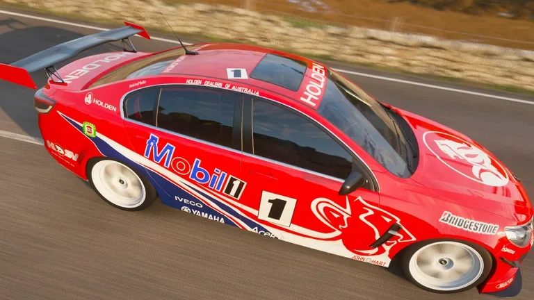 HSV GTS with Mobil Holden Racing Team Lowndes 2000 livery in Forza Horizon 4, captured 10 Jan 2019