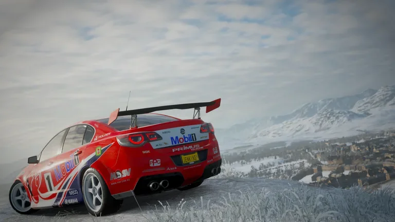 HSV GTS with Mobil Holden Racing Team Lowndes 2000 livery in Forza Horizon 4, captured 24 July 2020