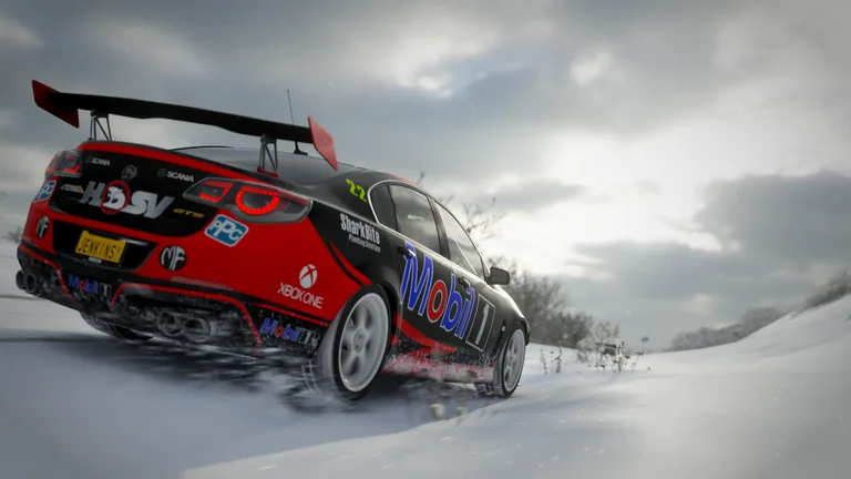 HSV GTS with Mobil HSV Dealer Team Tander 2017 livery in Forza Horizon 4, captured 10 Jan 2019
