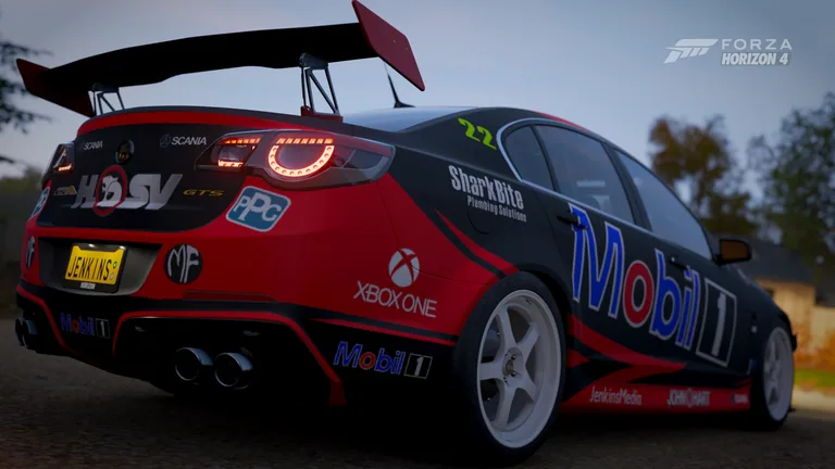 HSV GTS with Mobil HSV Dealer Team Tander 2017 livery in Forza Horizon 4, captured 10 Jan 2019