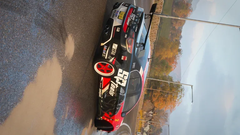 HSV GTS with Tander 2015 livery in Forza Horizon 4, captured 14 June 2019