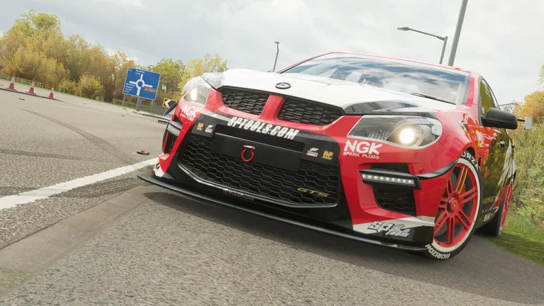 HSV GTS with Tander 2015 livery in Forza Horizon 4, captured 25 Feb 2021