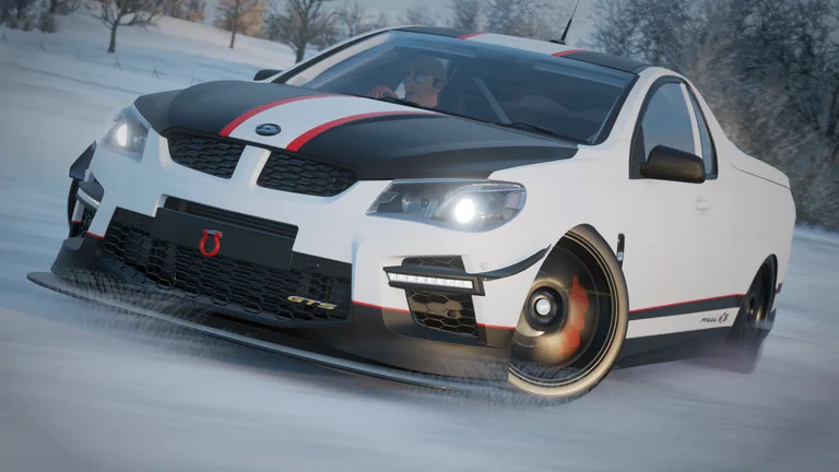 HSV Maloo with Anniversary edition livery in Forza Horizon 4, captured 24 July 2020