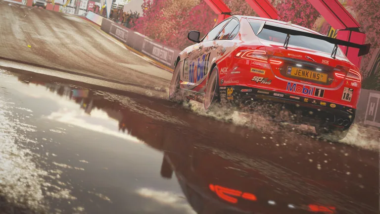 Jaguar XFRS with Mobil racing livery in Forza Horizon 4, captured 1 July 2020