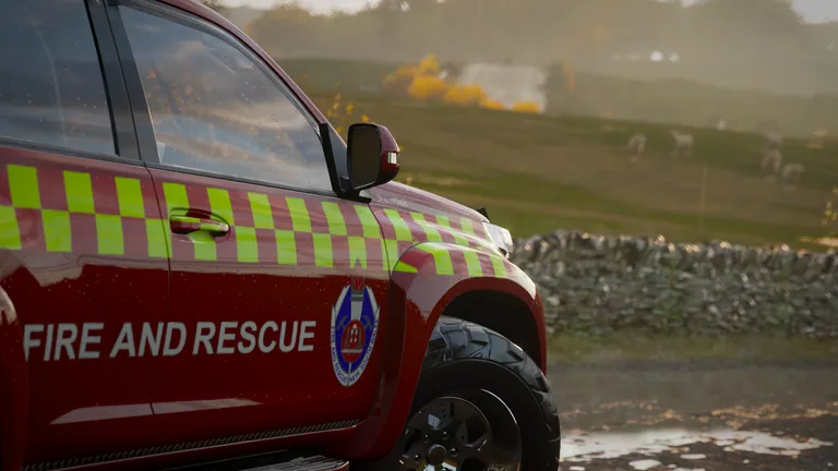 Toyota AT37 with Fire & Rescue NSW livery in Forza Horizon 4, captured 10 Jan 2019