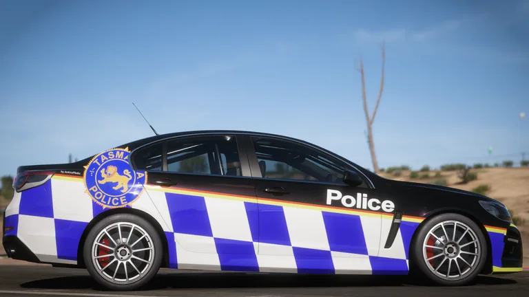HSV GTS with Tasmania Police 2020 livery in Forza Horizon 5, captured 7 Dec 2021