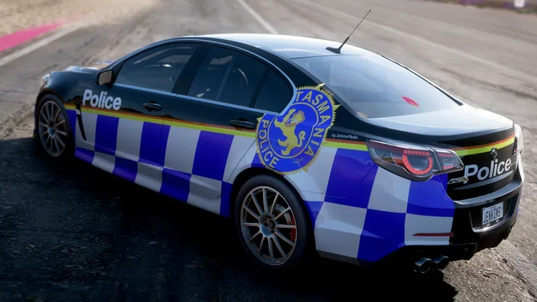 HSV GTS with Tasmania Police 2020 livery in Forza Horizon 5, captured 7 Dec 2021