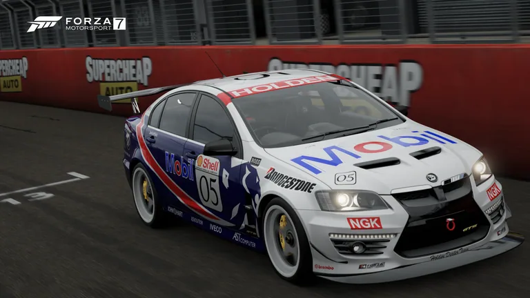 HSV GTS 2011 with Brock 1996 livery in Forza Motorsport 7, captured 1 July 2020