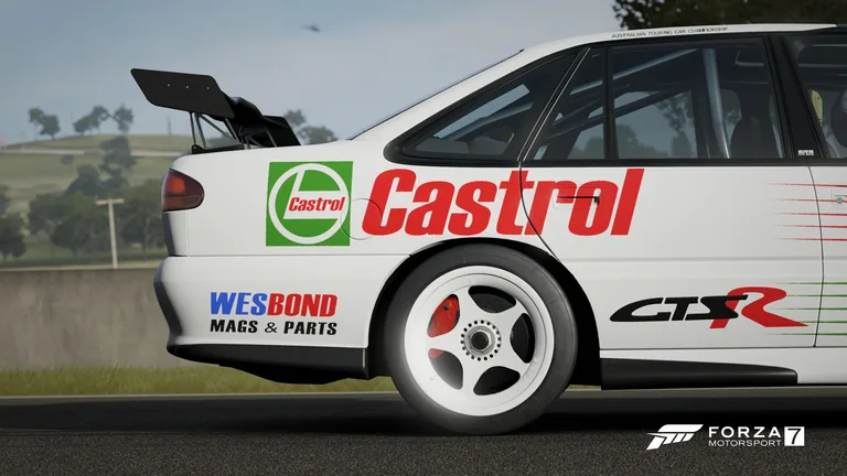 HSV GTS-R 1996 with Castrol Perkins 1996 livery in Forza Motorsport 7, captured 24 July 2020