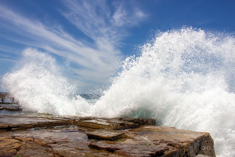 Waves crashing at the Bogey Hole, Newcastle, Australia
